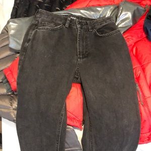 BDG MOM JEANS BRAND NEW CONDITION!!!